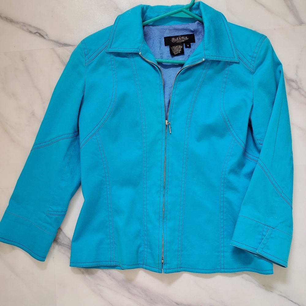 Torquise zipped jacket. Peck & Peck Fully lined. size s.